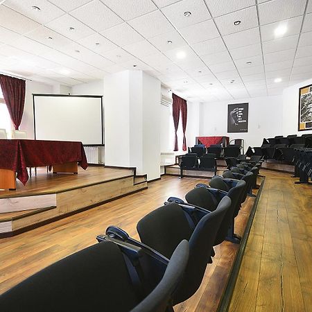 Hotel Moldavia Slanic-Moldova Bagian luar foto