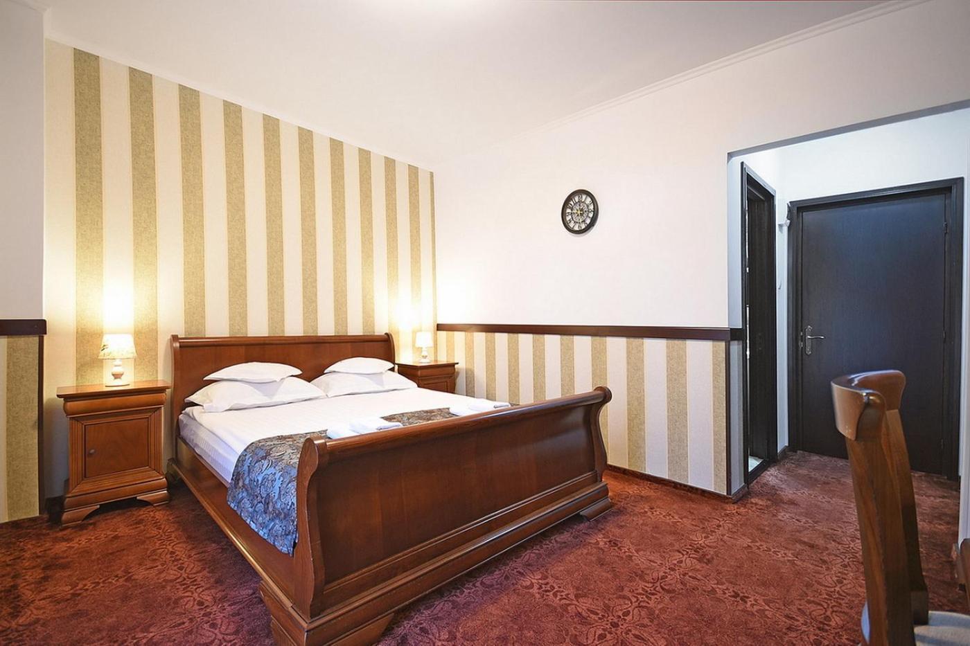 Hotel Moldavia Slanic-Moldova Bagian luar foto