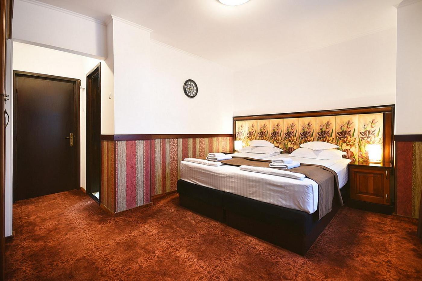 Hotel Moldavia Slanic-Moldova Bagian luar foto